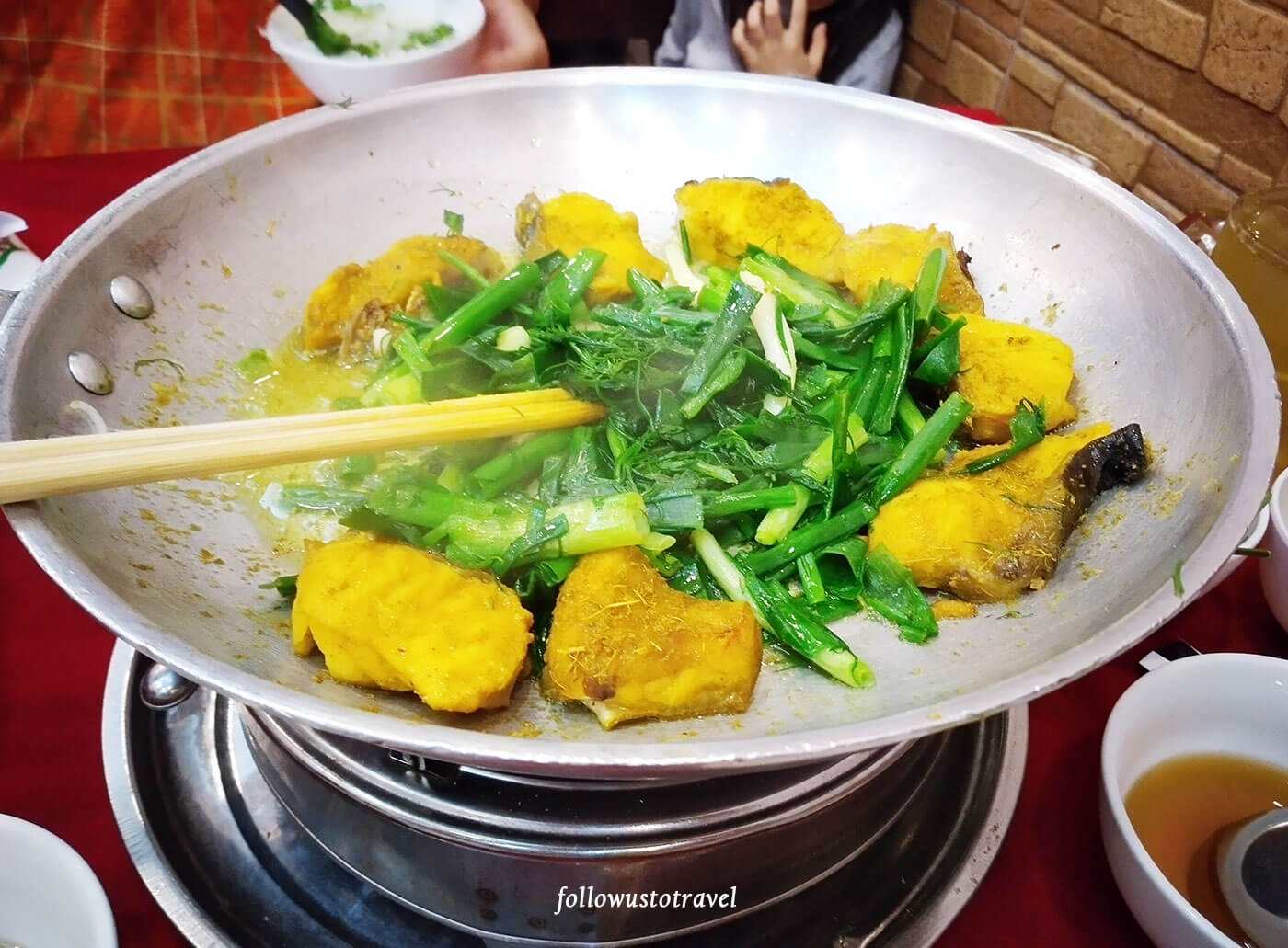 越南美食鳢鱼锅