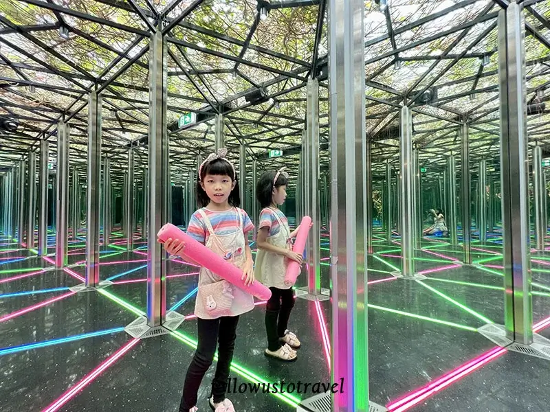 新加坡星耀樟宜機場鏡子迷宮