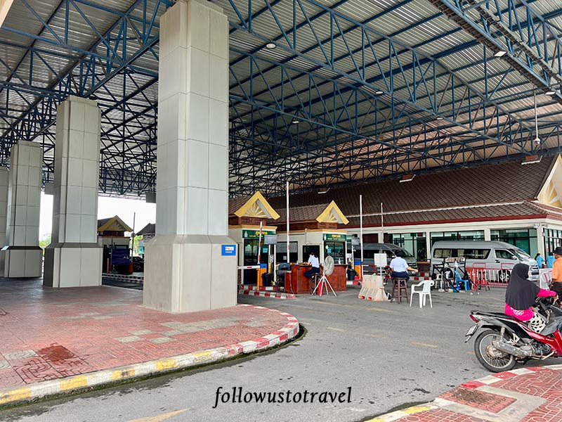 搭火車去泰國 豪華箱型車 Padang Besar Custom House