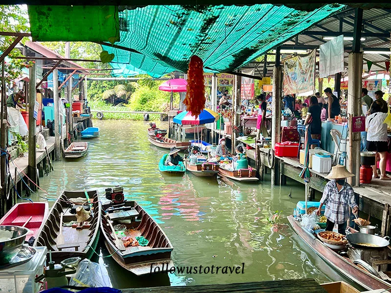 曼谷水上市場 Wat Saphan Floating Market