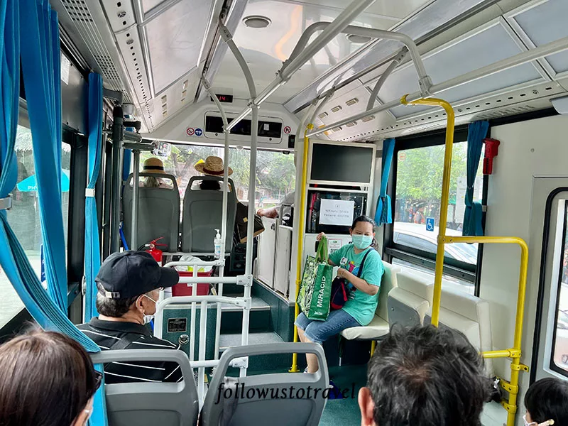 曼谷水上市場空叻瑪榮水上市場 MRT Bang Khun Non 站免費電動巴士
