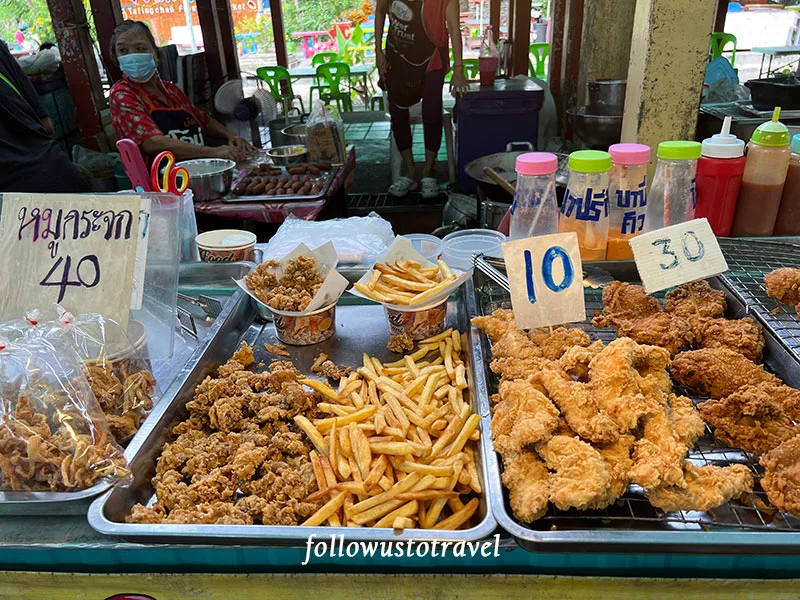 曼谷水上市場大林江水上市場美食 Taling Chan Floating Market
